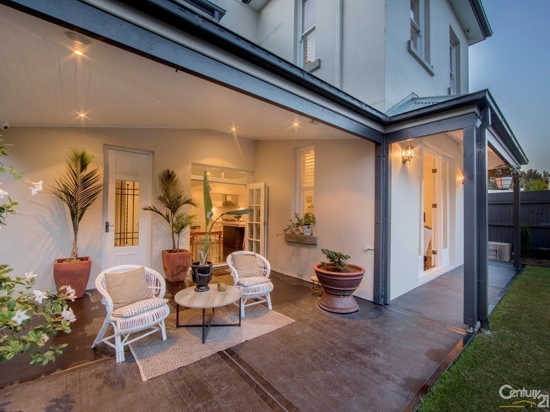 63 Union Street, Cooks Hill NSW 2300