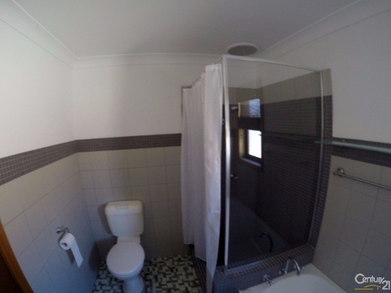 1/3 Murrakin Street, Kahibah NSW 2290