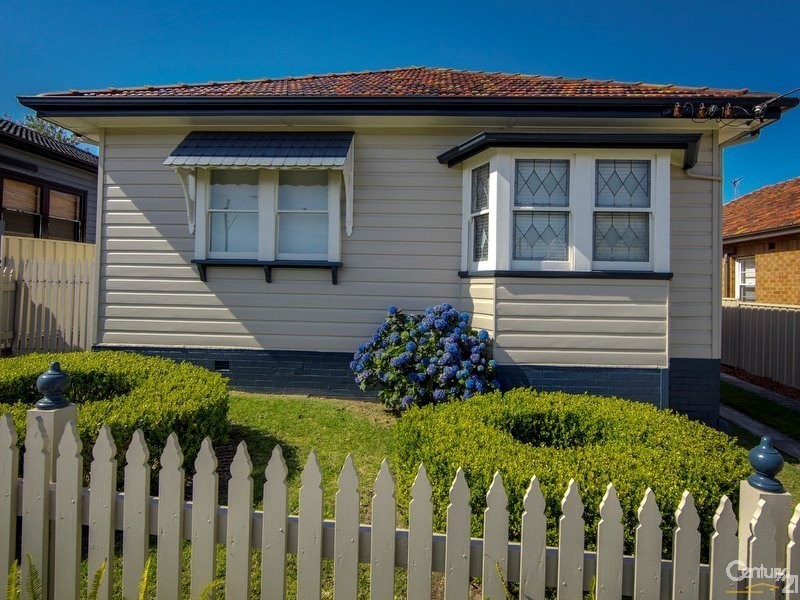 12 Ellis Road, Waratah NSW 2298