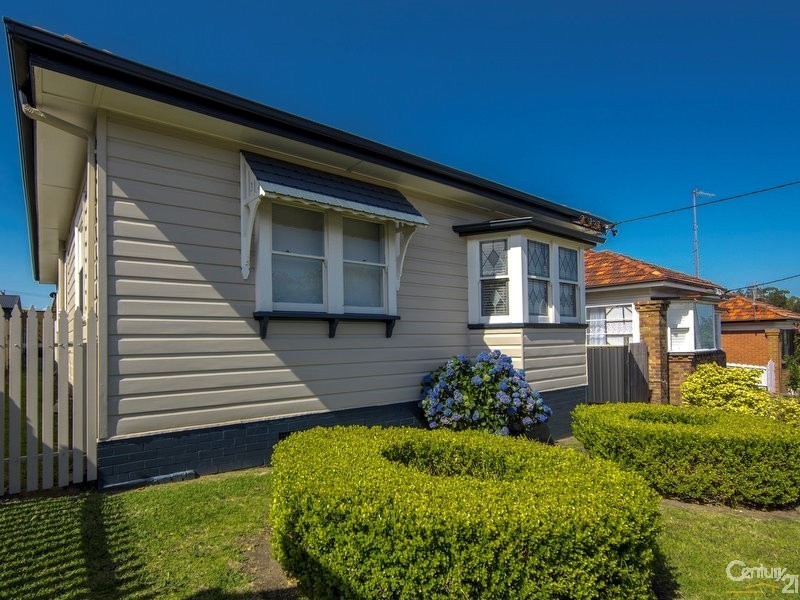 12 Ellis Road, Waratah NSW 2298