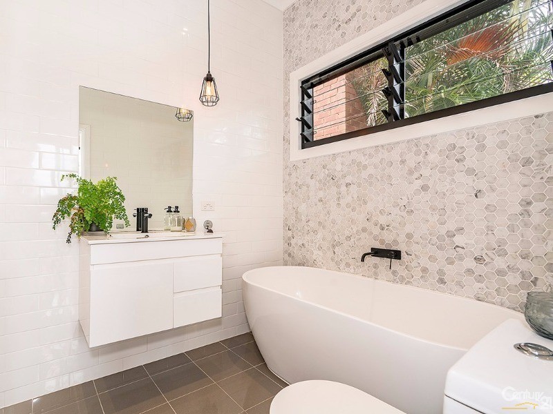 2 Annie Street, Wickham NSW 2293