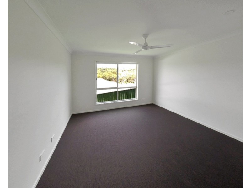 5 Santa Maria Close, Cameron Park NSW 2285