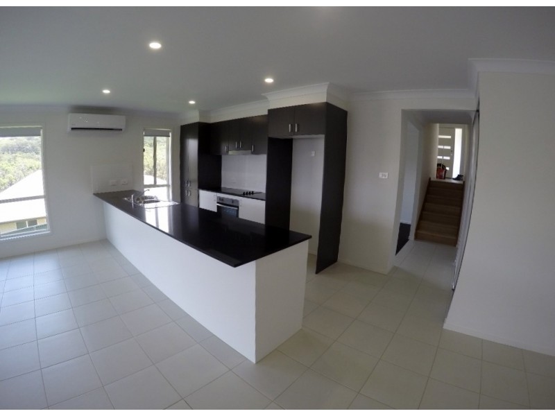 40 Manilus Street, Cameron Park NSW 2285