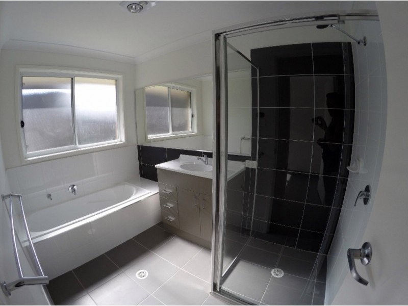 40 Manilus Street, Cameron Park NSW 2285