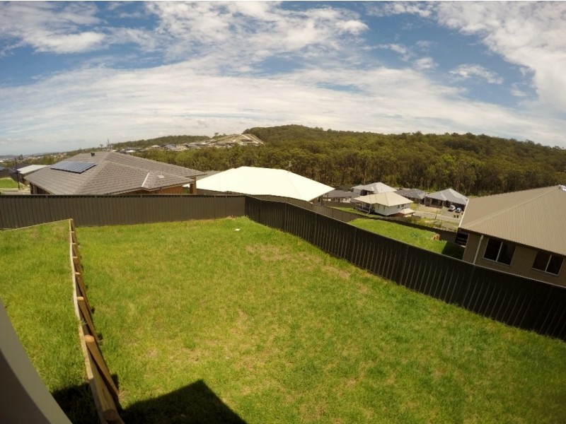 40 Manilus Street, Cameron Park NSW 2285