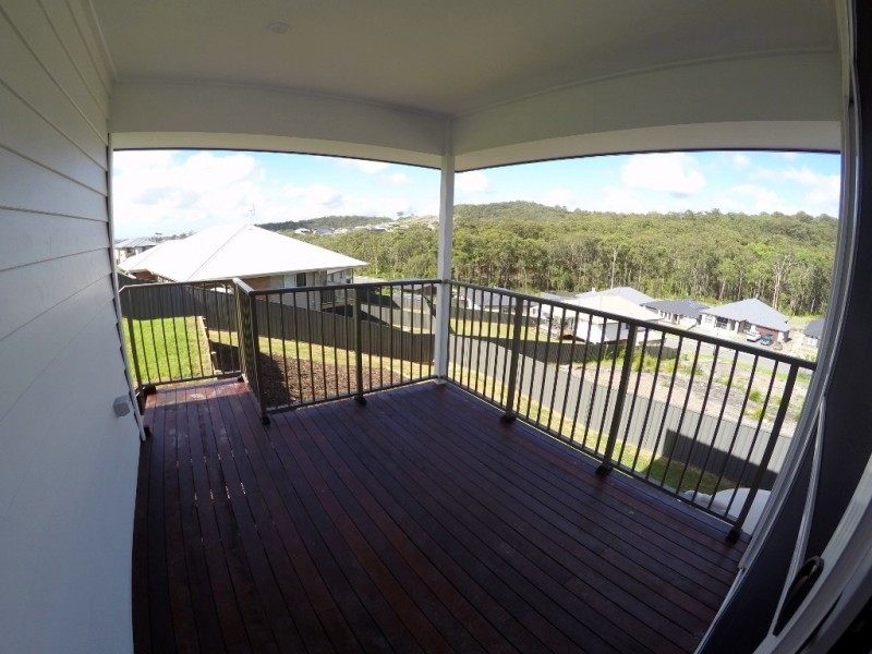 40 Manilus Street, Cameron Park NSW 2285