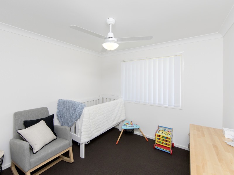 14 Sandfield Street, Cameron Park NSW 2285