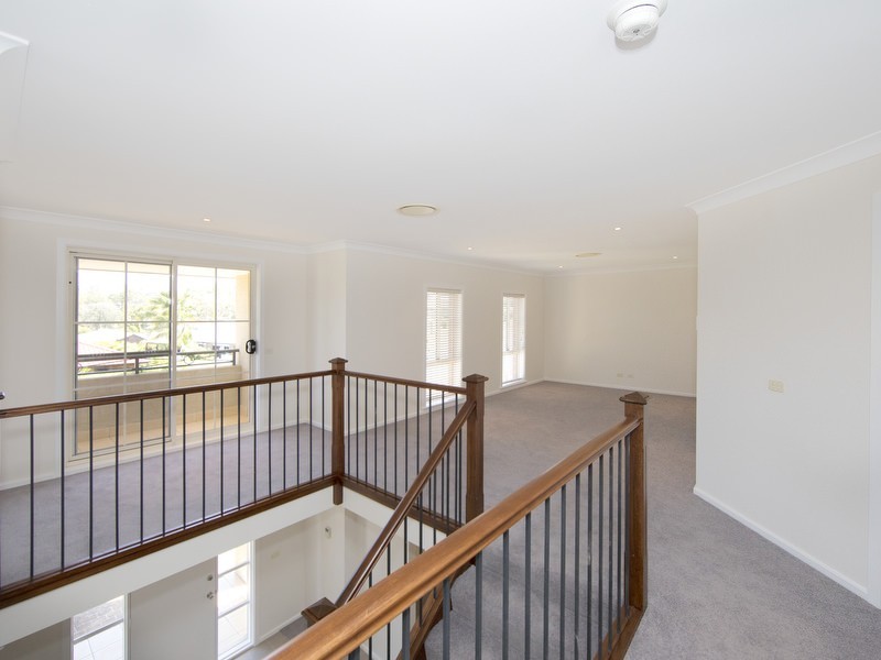 37 Camberwarra Drive, Belmont North NSW 2280