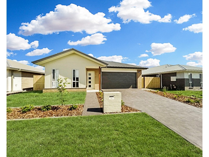 12 Foxtail Street, Fern Bay NSW 2295