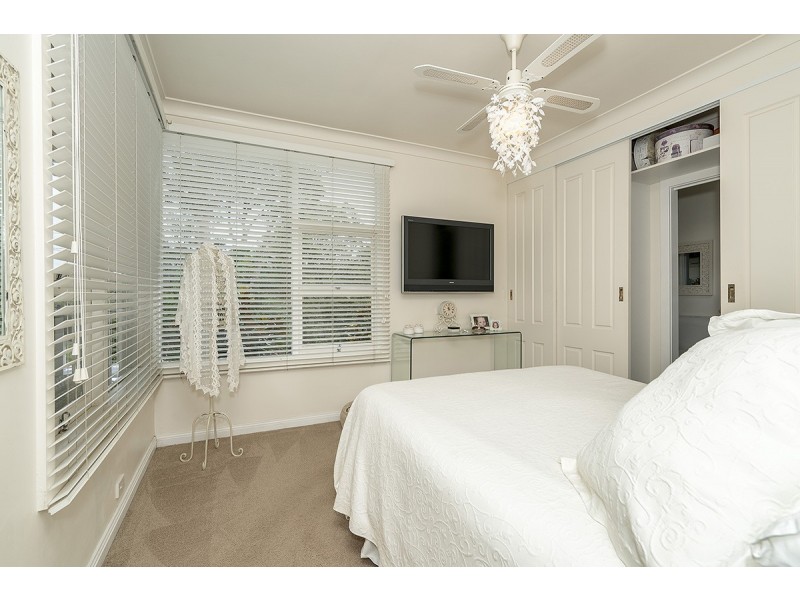 18 Kinross Avenue, Adamstown Heights NSW 2289