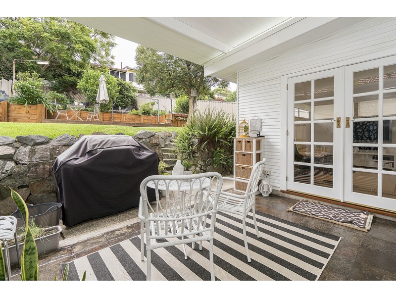 18 Kinross Avenue, Adamstown Heights NSW 2289