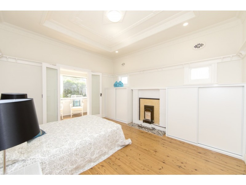 1 Sparke Street, Tighes Hill NSW 2297