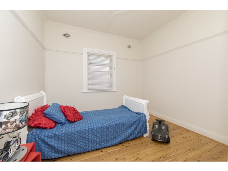 1 Sparke Street, Tighes Hill NSW 2297