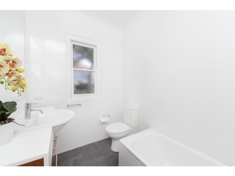 1 Sparke Street, Tighes Hill NSW 2297