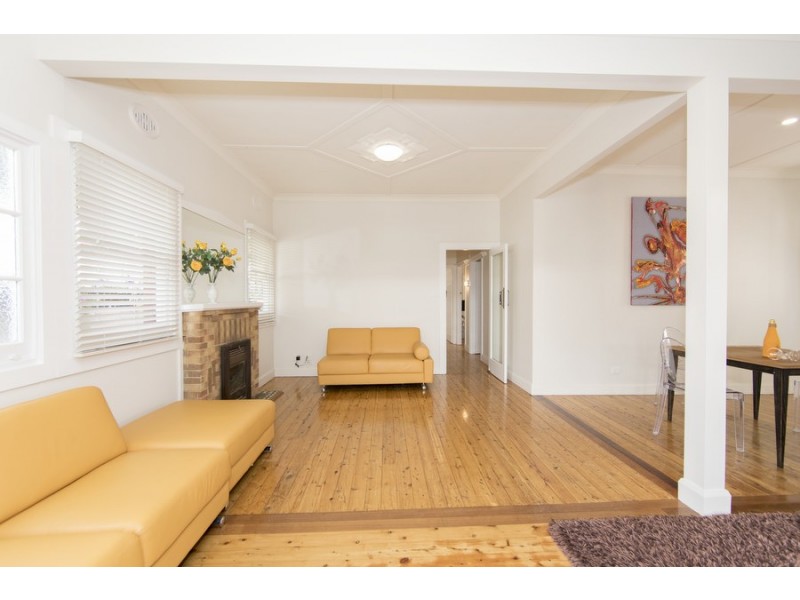 1 Sparke Street, Tighes Hill NSW 2297