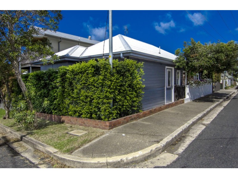 1 Sparke Street, Tighes Hill NSW 2297