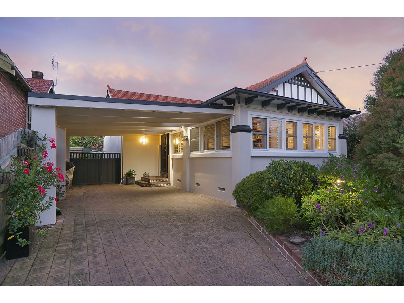 162 Kemp Street, Hamilton South NSW 2303