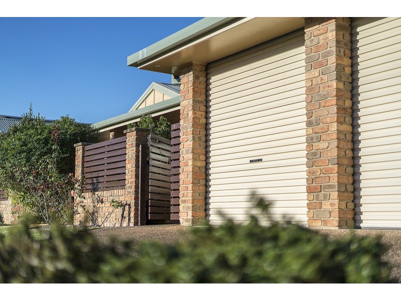 2/51 Flamingo Drive, Cameron Park NSW 2285