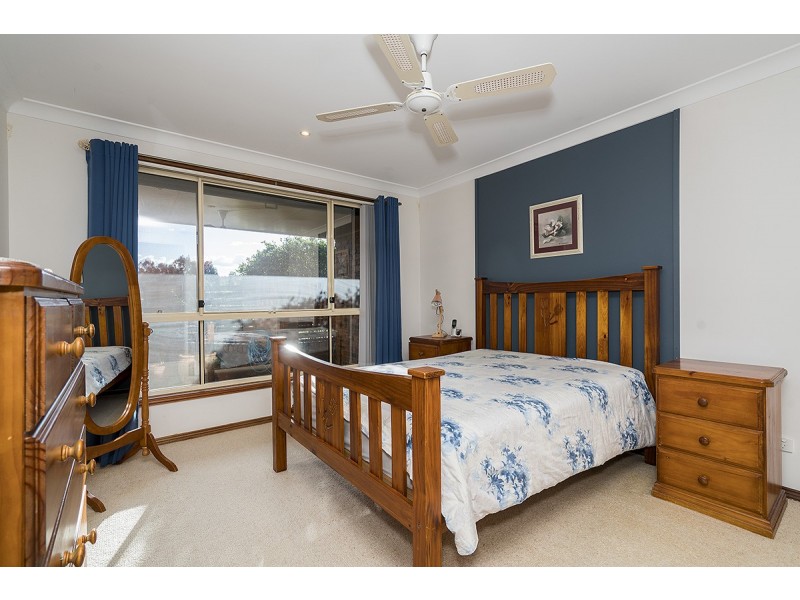 2/51 Flamingo Drive, Cameron Park NSW 2285
