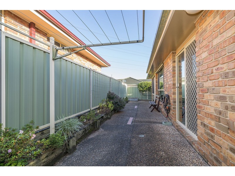 2/51 Flamingo Drive, Cameron Park NSW 2285