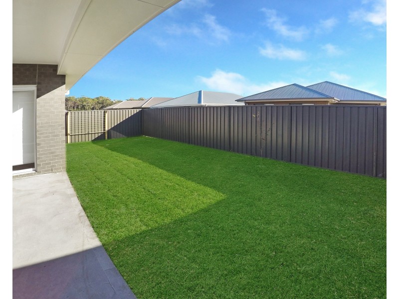 25a Norfolk Street, Fern Bay NSW 2295