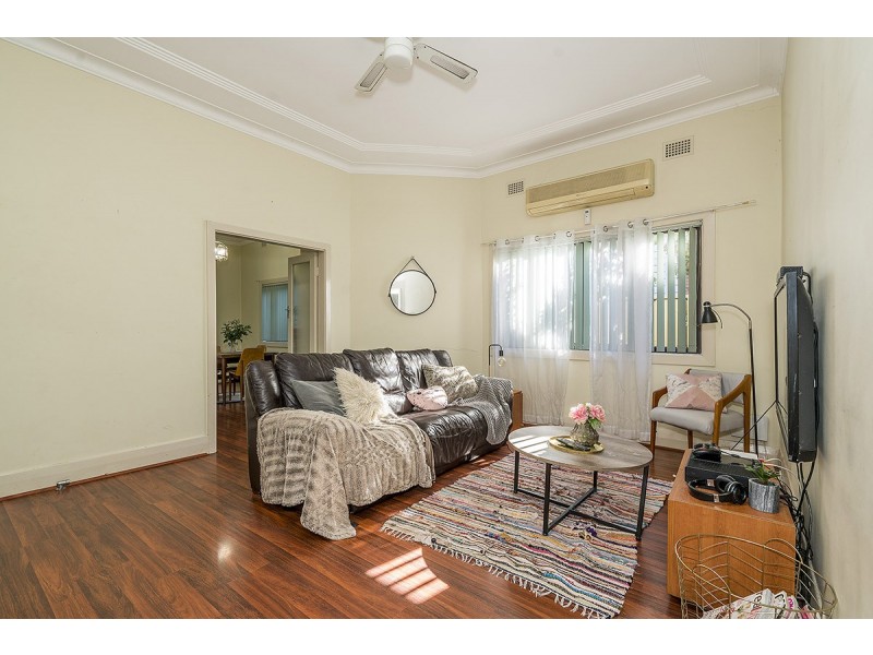 64 Kerr Street, Mayfield NSW 2304