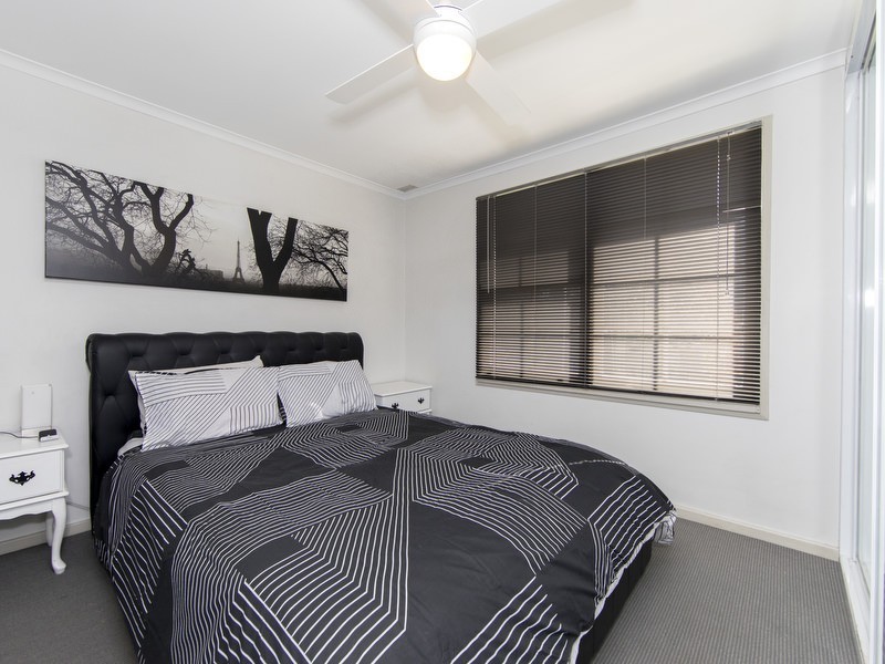 10 Quigley Road, Bolton Point NSW 2283