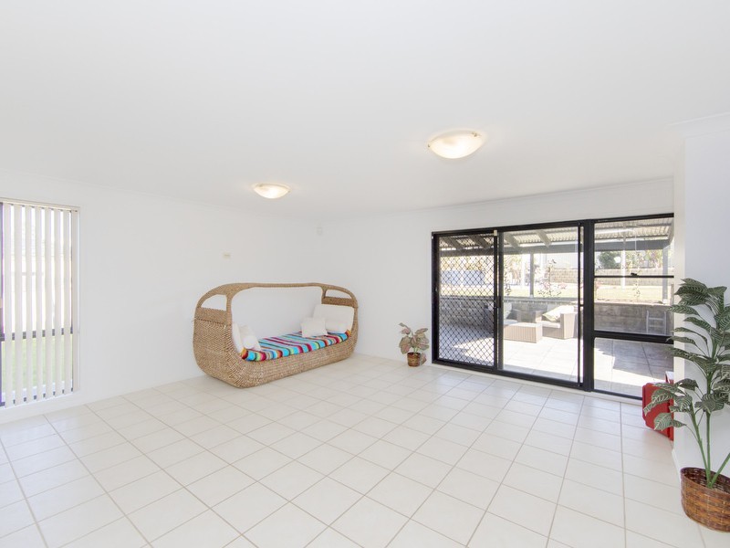 8 Jasmine Way, Thornton NSW 2322