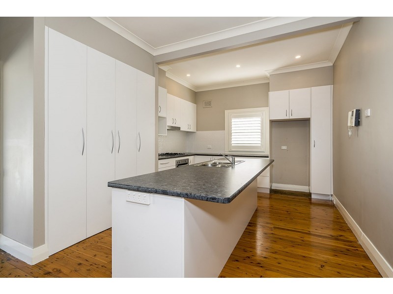 182 Lookout Road, New Lambton Heights NSW 2305