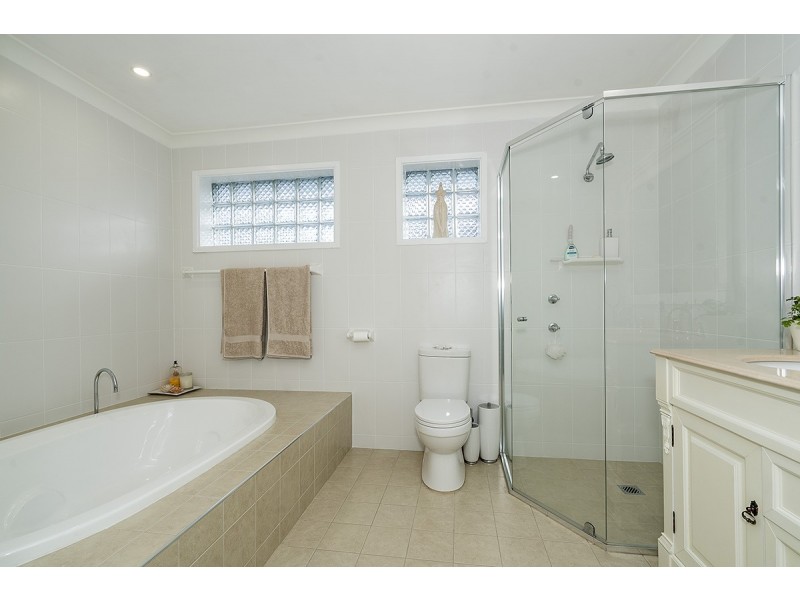 5 Mary Street, Speers Point NSW 2284