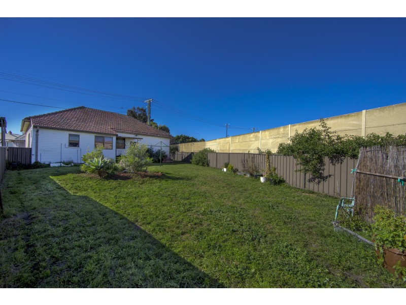 79 Scholey Street, Mayfield NSW 2304