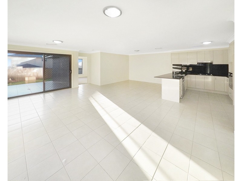 5 Snipe Street, Fletcher NSW 2287