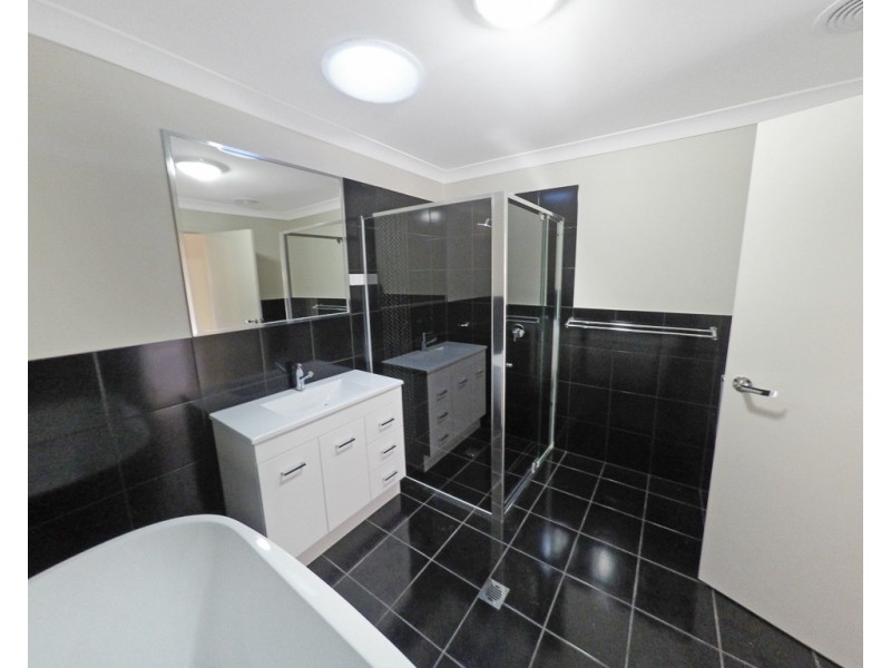 5 Snipe Street, Fletcher NSW 2287