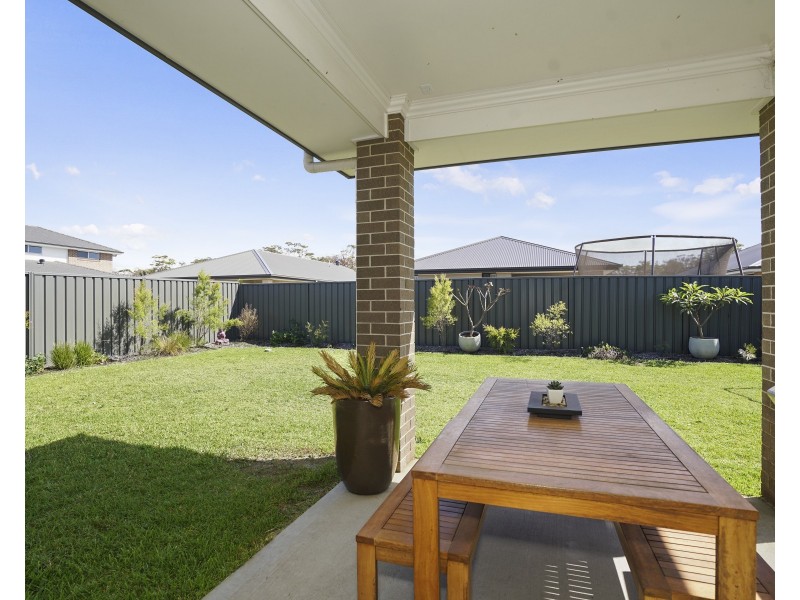26 Uralla Street, Fern Bay NSW 2295