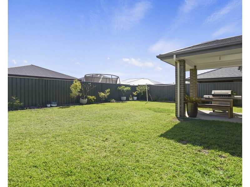 26 Uralla Street, Fern Bay NSW 2295