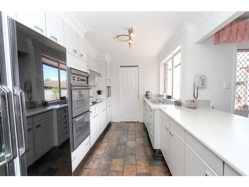 15 Seaton Street, Maryland NSW 2287