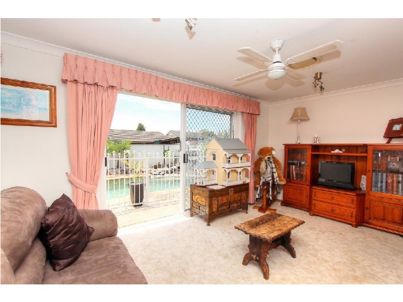 15 Seaton Street, Maryland NSW 2287