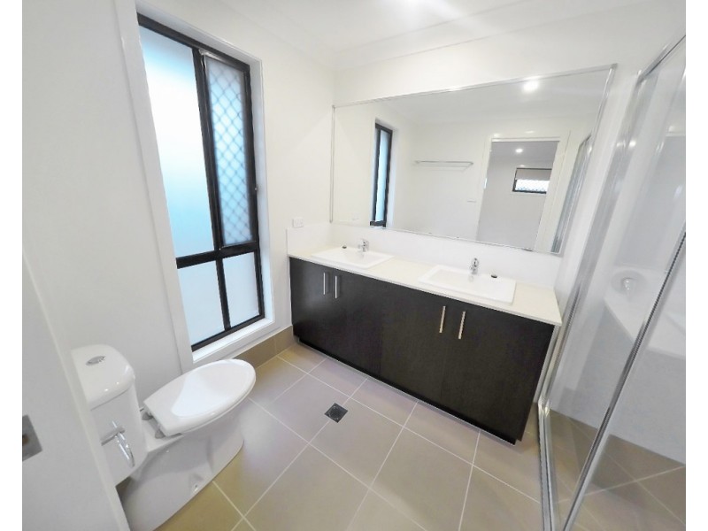 16 Sail Street, Teralba NSW 2284