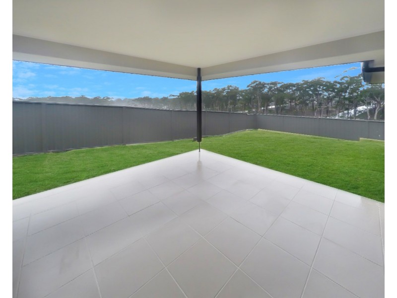 16 Sail Street, Teralba NSW 2284