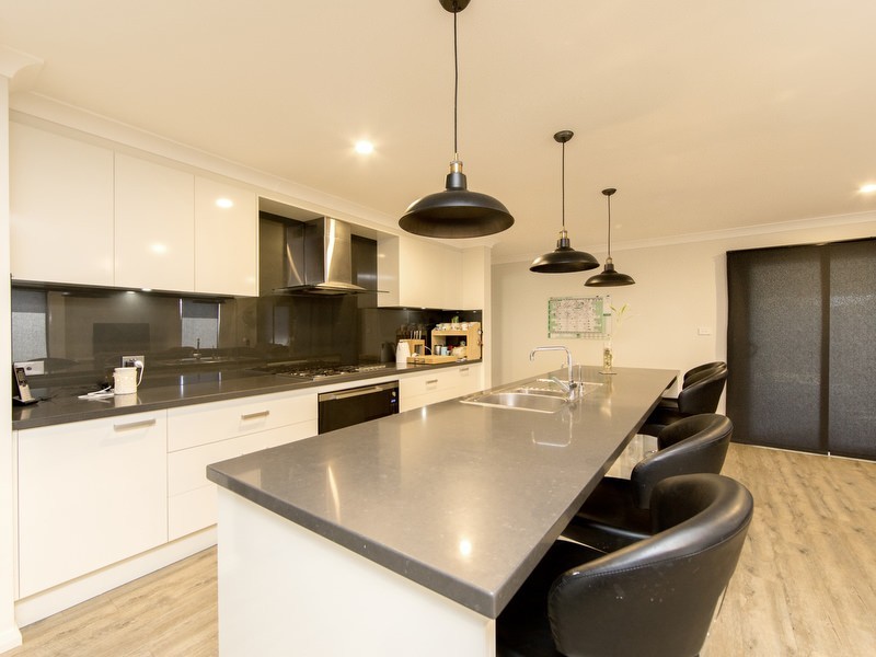 21 Kekul Street, Fletcher NSW 2287