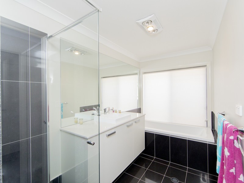 21 Kekul Street, Fletcher NSW 2287