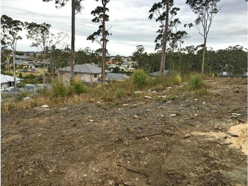 9 Bellavia Street, Cameron Park NSW 2285