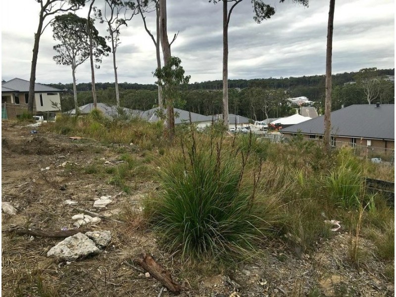 9 Bellavia Street, Cameron Park NSW 2285