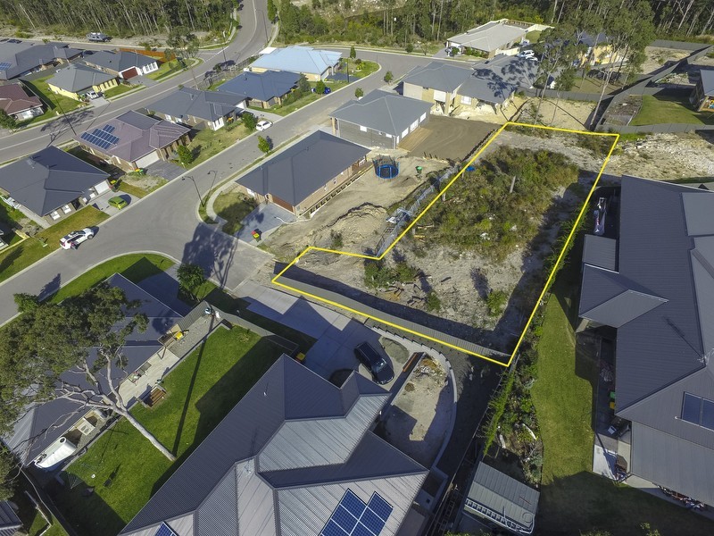 9 Bellavia Street, Cameron Park NSW 2285