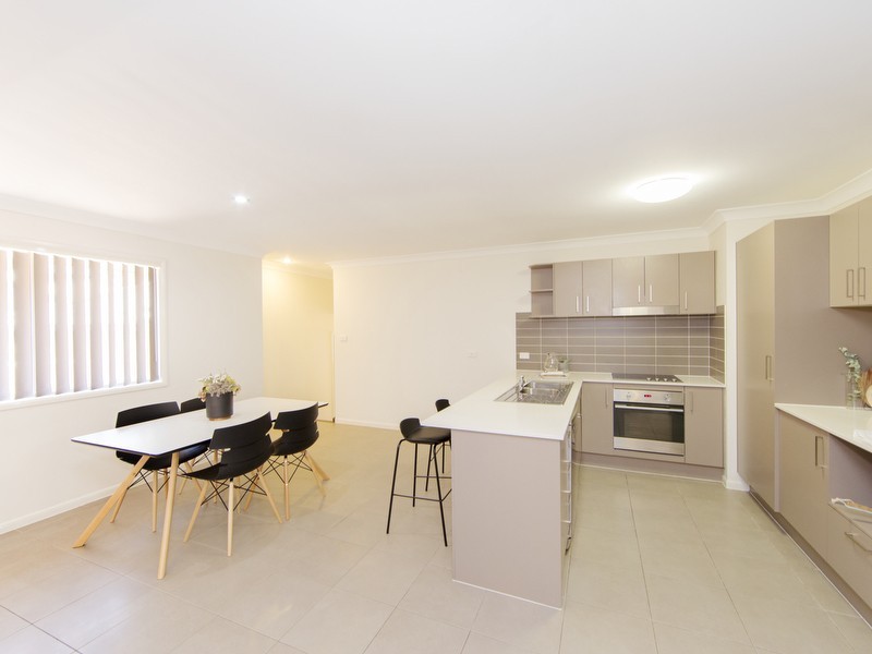 32 Blackwood Circuit, Cameron Park NSW 2285