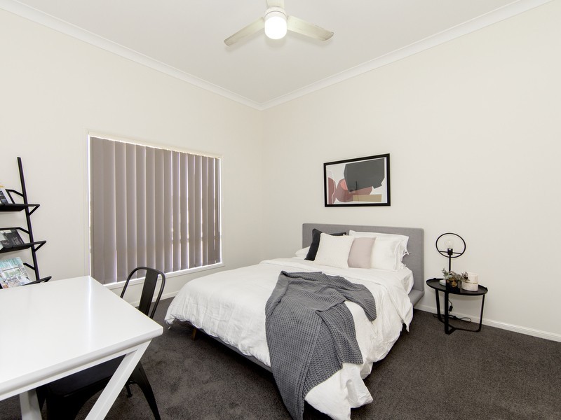 32 Blackwood Circuit, Cameron Park NSW 2285