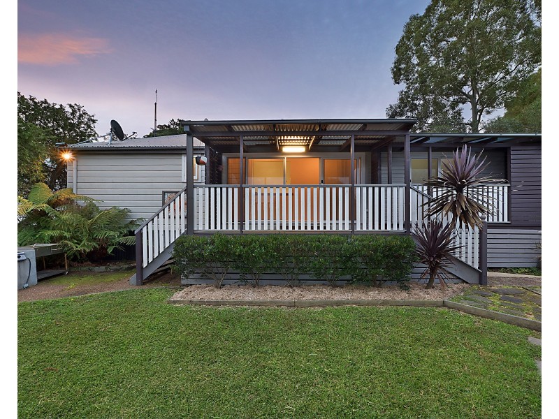 6 Lambton Road, Waratah NSW 2298