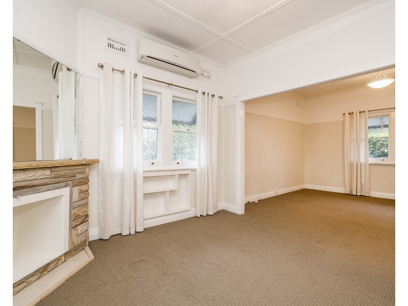 6 Lambton Road, Waratah NSW 2298