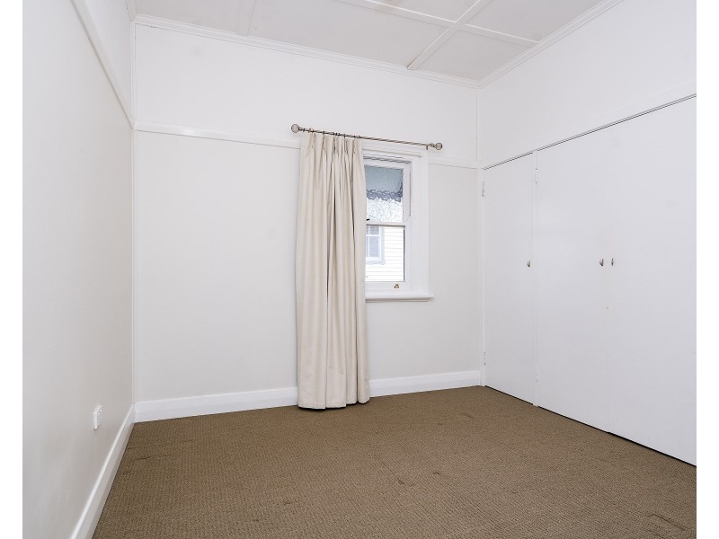 6 Lambton Road, Waratah NSW 2298