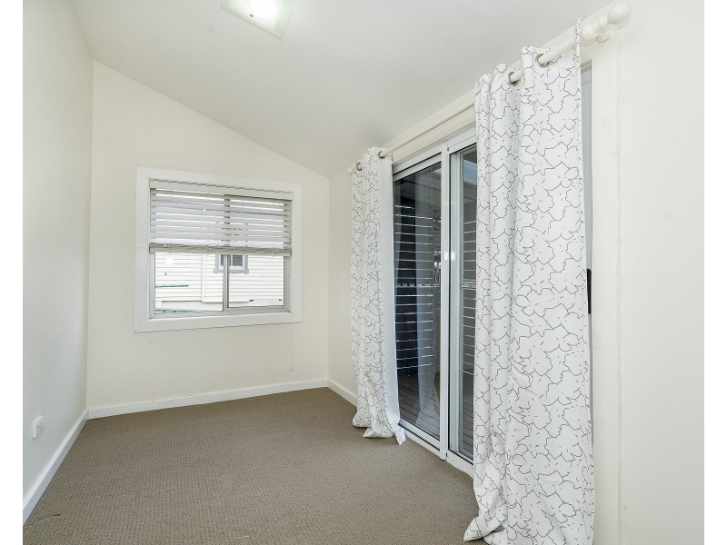 6 Lambton Road, Waratah NSW 2298